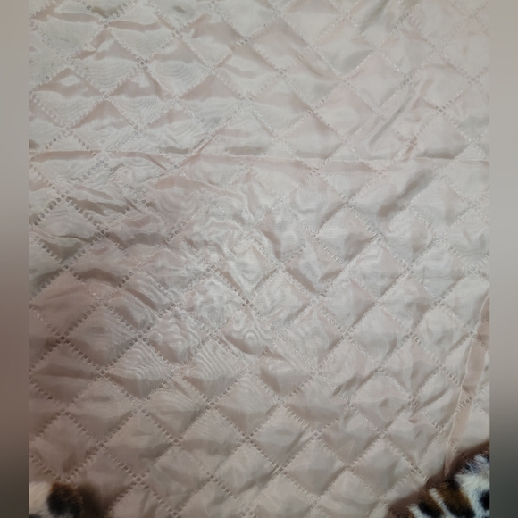 Boutique Style Trench Length Faux Cheetah Fur Sweater Vest Size Small NWT - Picture 7 of 7